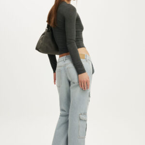 Low Relaxed Flare Jean